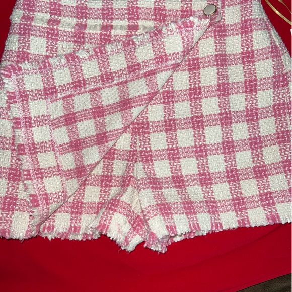 Authentic NWT - Picture 2 of 16